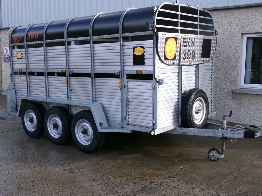 Used Porter 13ft x 6ft Tri-Axle Cattle Trailer - McCullagh Machinery