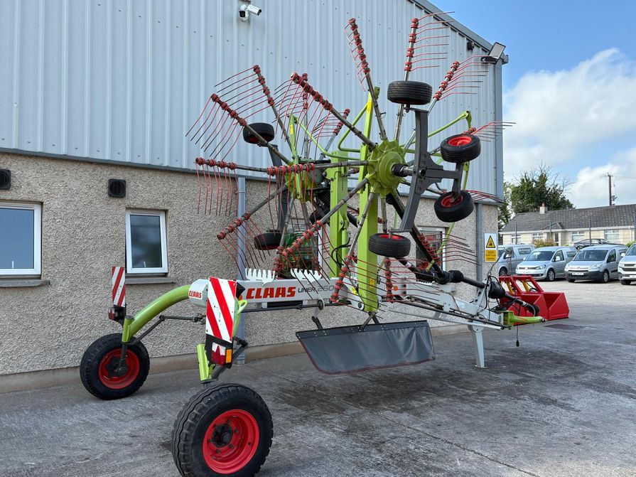 Used Claas 2600 20ft Twin Rotor Rake - McCullagh Machinery